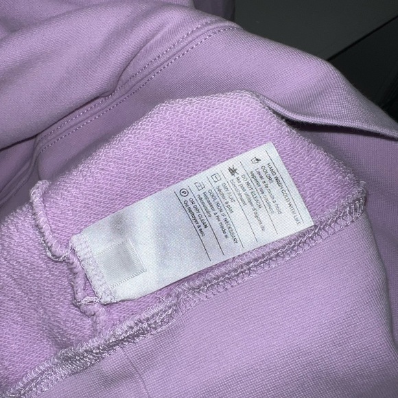 VINCE Lilac Crewneck Sweatshirt - Womens M (Fits like Small) - Picture 3 of 4